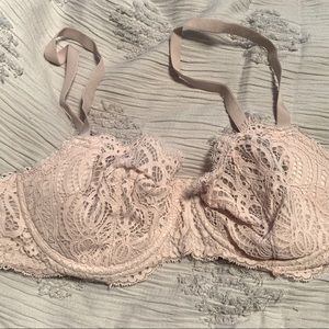 VS Dream Angels lace bra